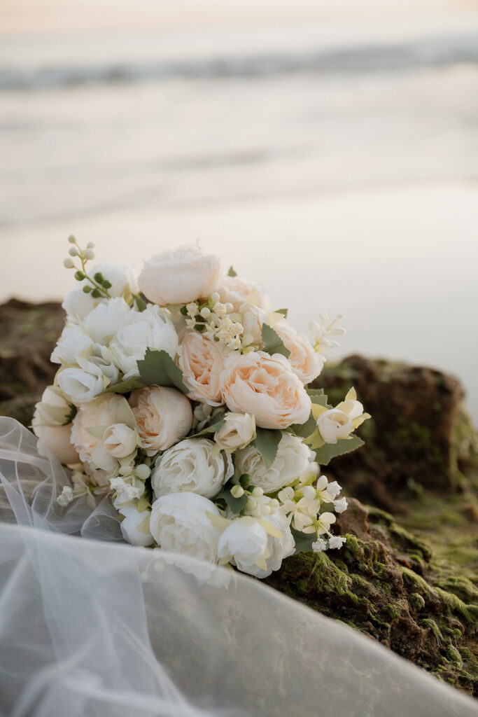 stunning wedding bouquet 