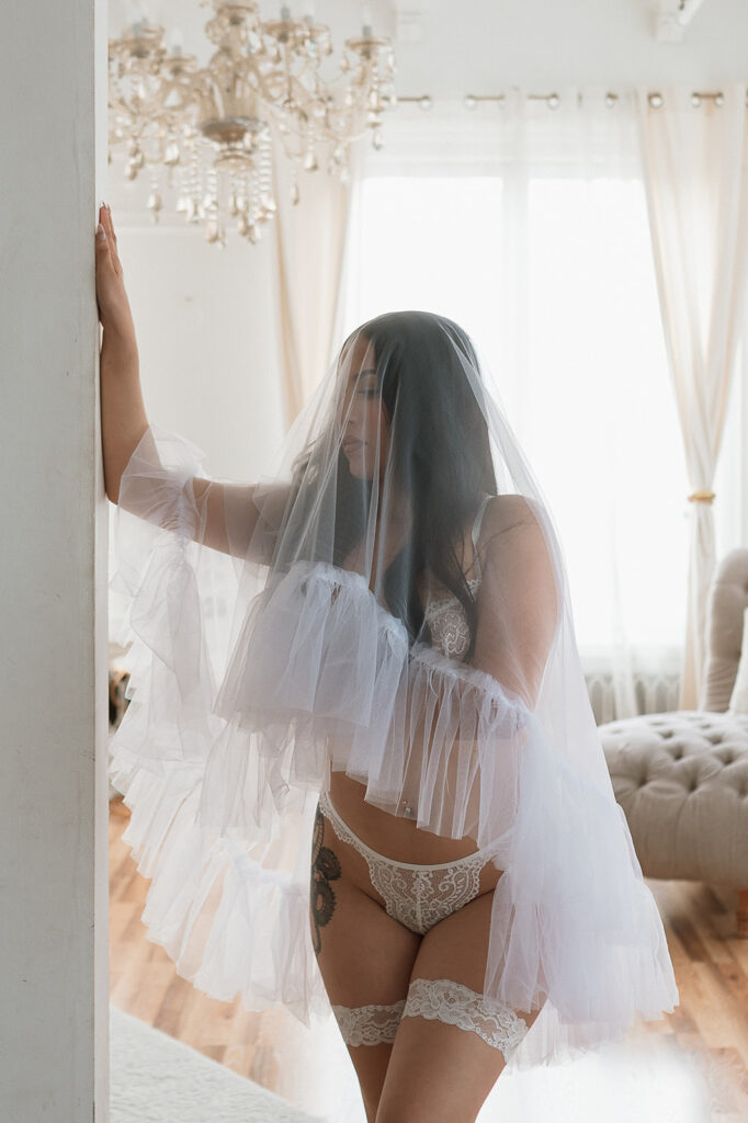 golden hour boudoir session in Los Angeles