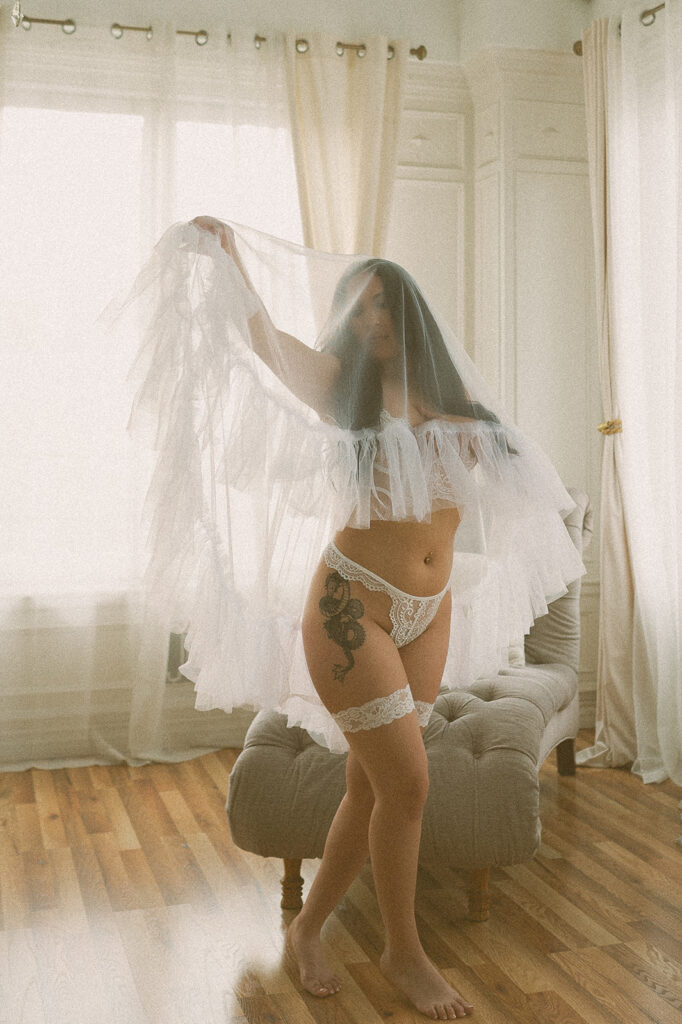 4 Reasons Why You Should Consider Bridal Boudoir Photoshoot!