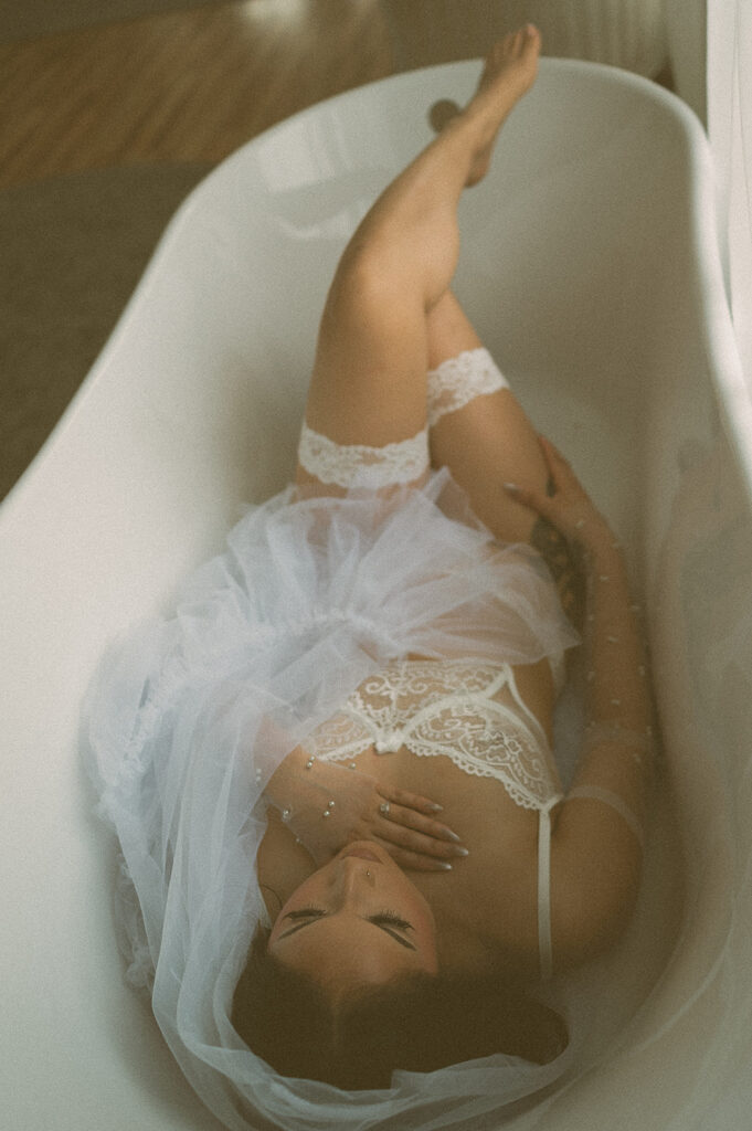 4 Reasons Why You Should Consider Bridal Boudoir Photoshoot!