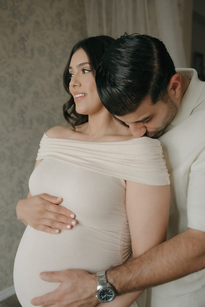 Kathee & Eduardo’s Elegant Maternity Session in LA: A Celebration of Their IVF Journey