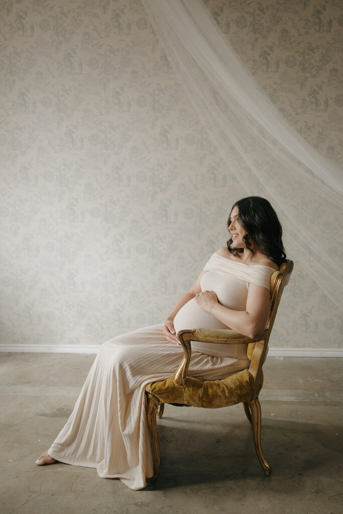 cute soon to be mom at her dream elegant photoshoot