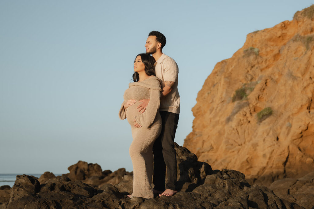 Planning the Ultimate Laguna Beach Maternity Session (And Why Sunrise Wins Every Time)