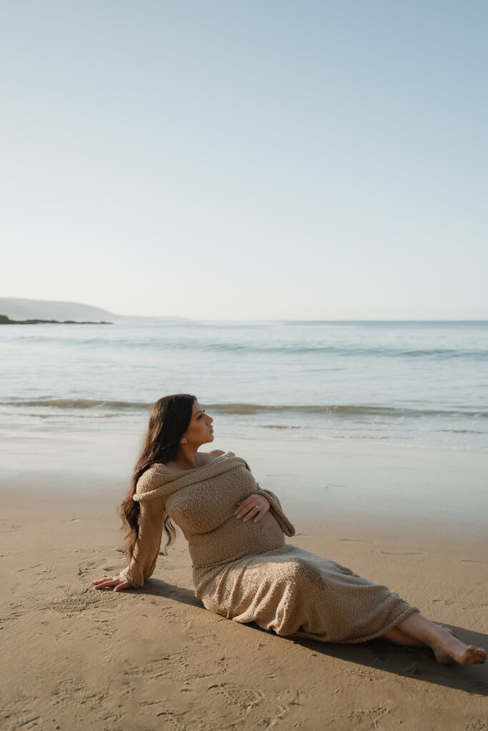 cute soon to be mom at her maternity photos