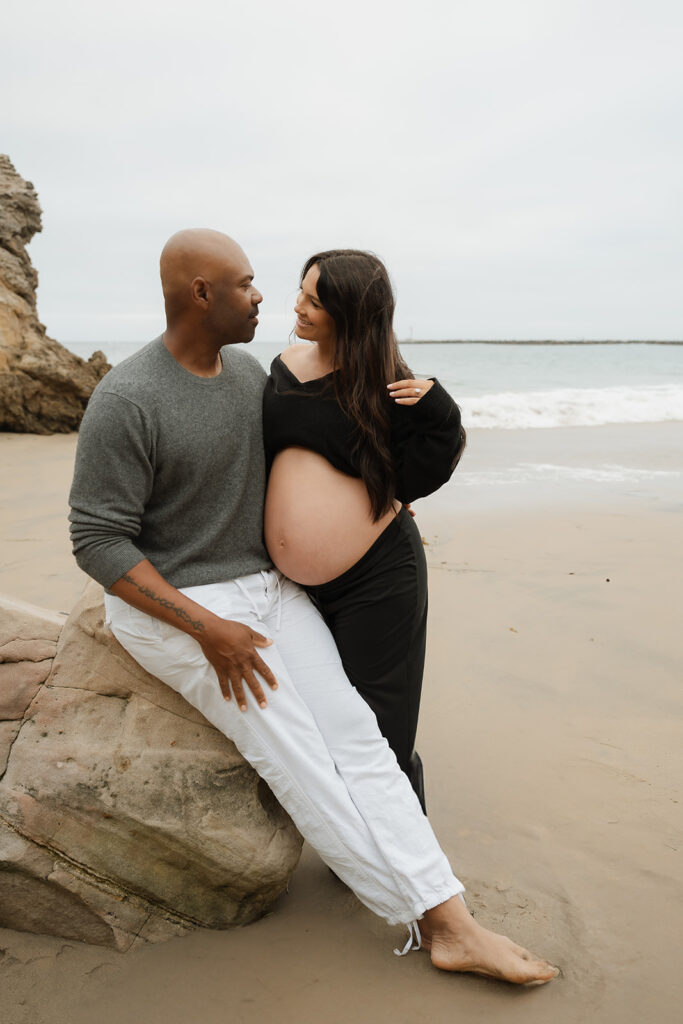 cute couple at their maternity photoshoot